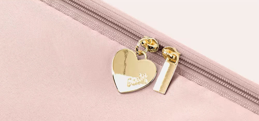 EACHY Design 'Little Kiss' Japanese Pink Satin Organisation Travel Storage Bag