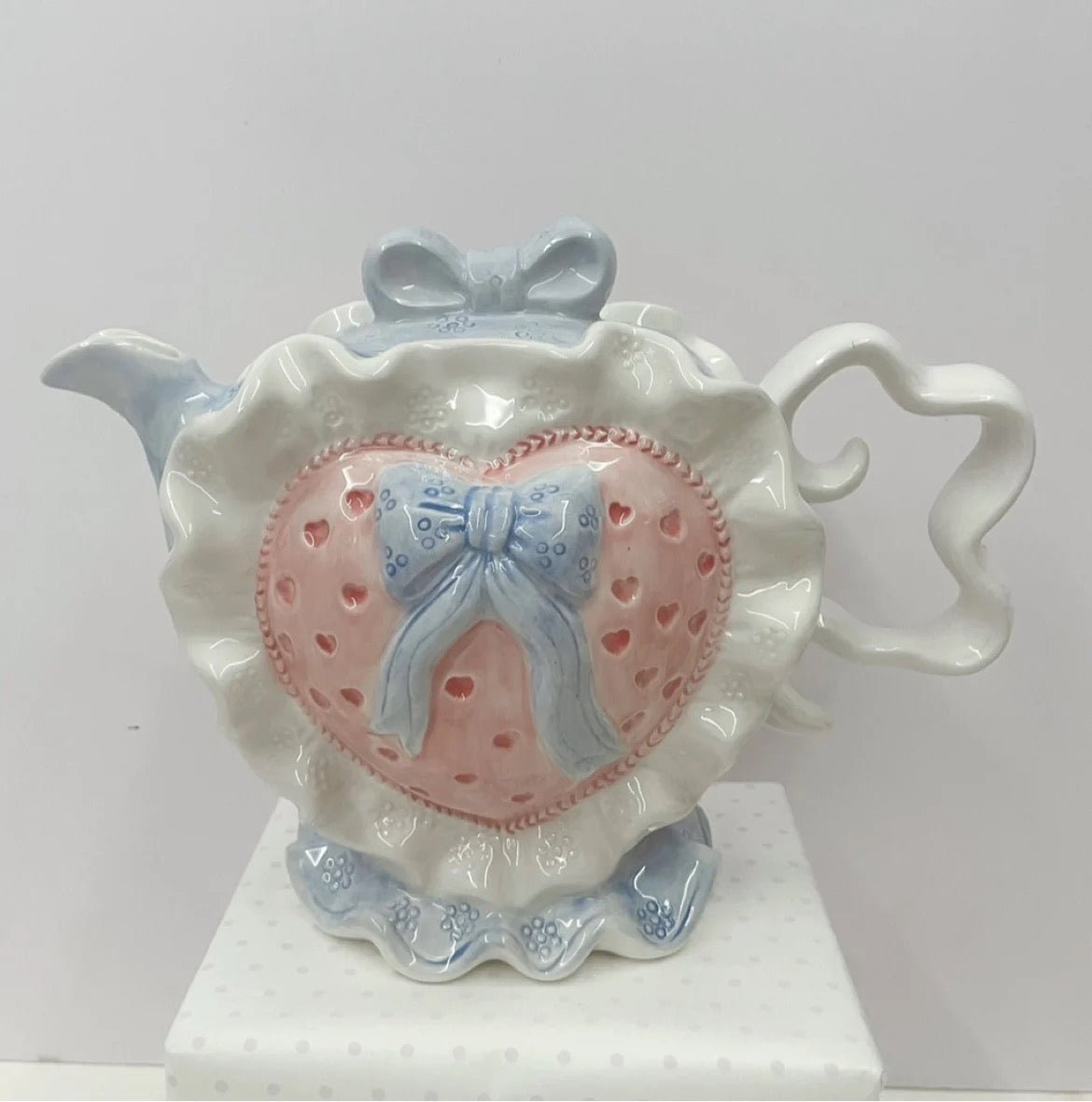 Ceramic Teapot Mug Set Pastel Pink Strawberry Bow Vintage Style Kitchen Decor