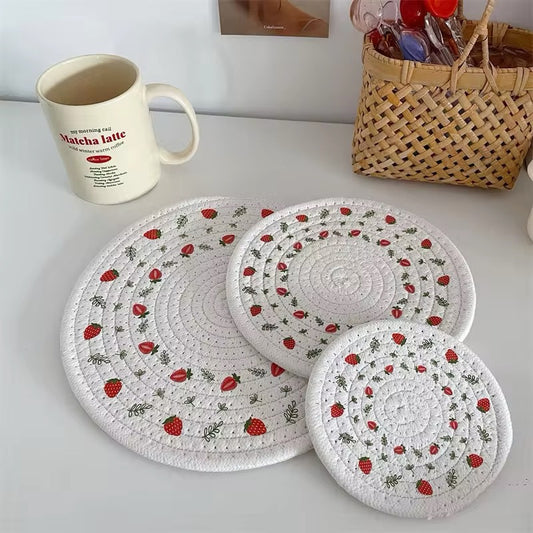 Floral Strawberry Woven Cotton Insulation Dinner Place Mat