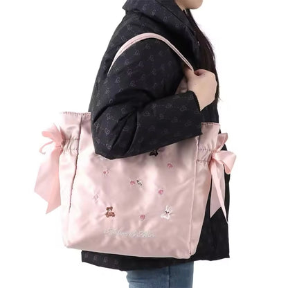 Maison De FLEUR Satin Teddy Bear Embroidered Ribbon Large Shoulder Bag